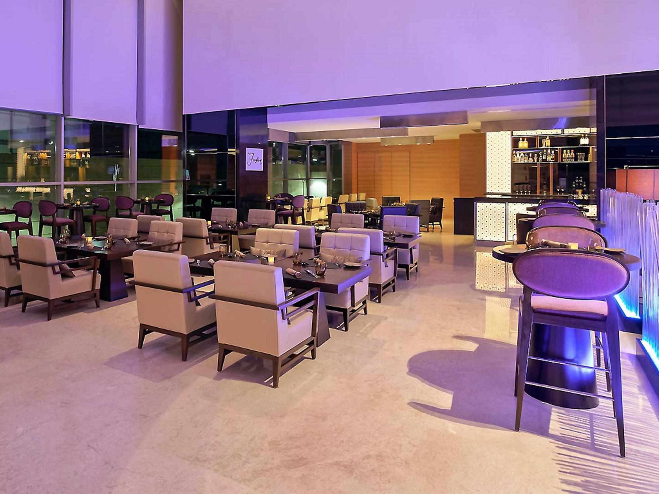 Hotel Novotel Viman Nagar Road Pune