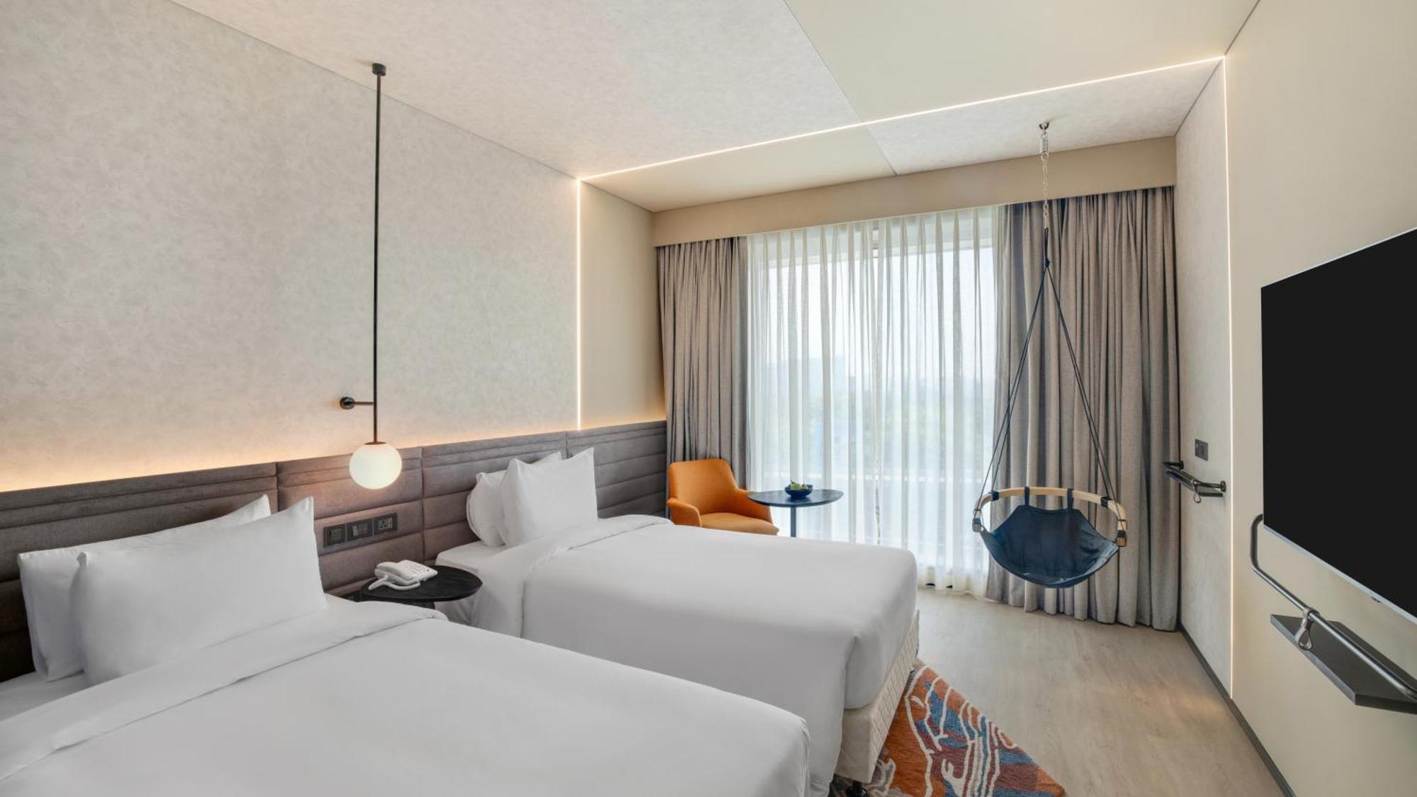 Novotel Viman Nagar Road 5* Pune