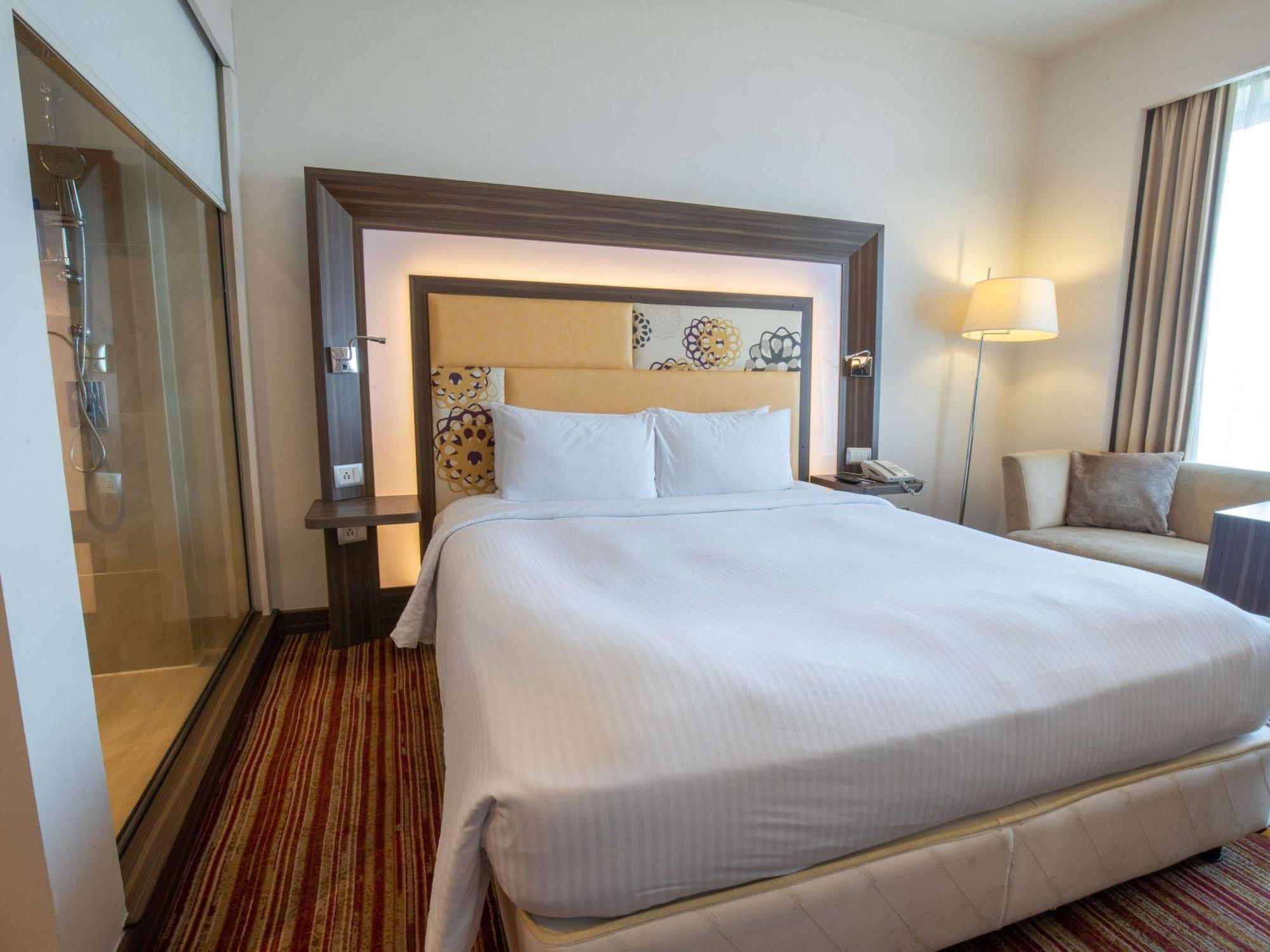 Novotel Viman Nagar Road Hotel Pune